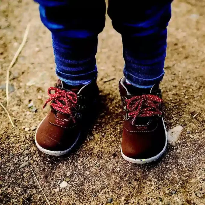 Botas Bare Steps 2.0 para niños pequeños Botas Bare Steps 2.0 para niños pequeños